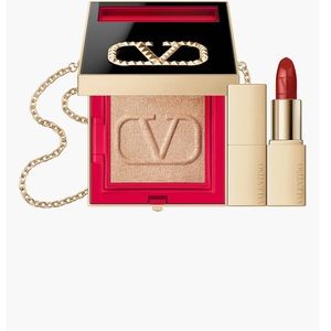 Valentino Go-Clutch Highligher and Mini Lipstick Set